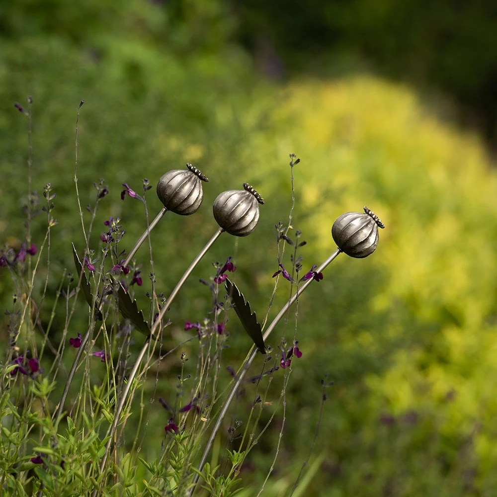 Poppy Seed Head Stake - Large Seed Head - Image 9